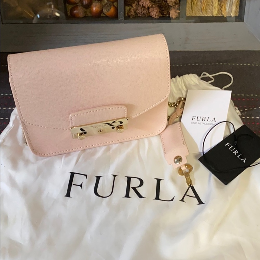 Furla Metropolis Mini Crossbody bag
